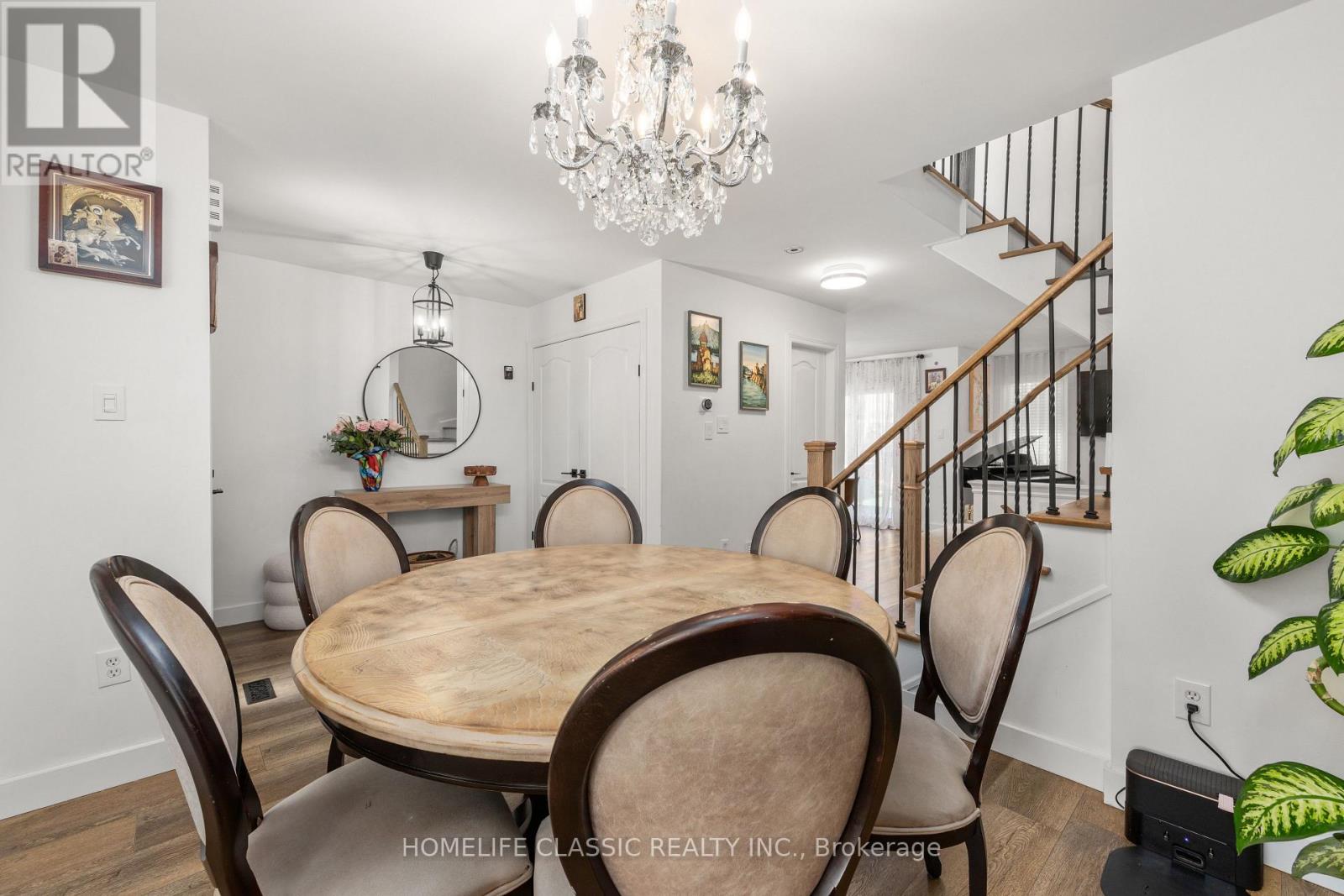 18 Rusty Trail, Vaughan (Vellore Village), Ontario  L4H 2E7 - Photo 8 - N13823442