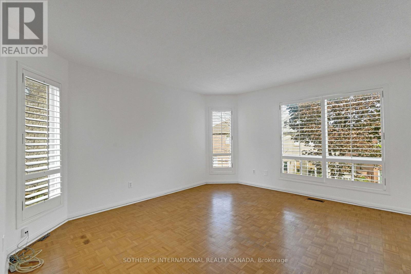 94 Formosa Drive, Richmond Hill (Rouge Woods), Ontario  L4S 1T1 - Photo 6 - N13823544