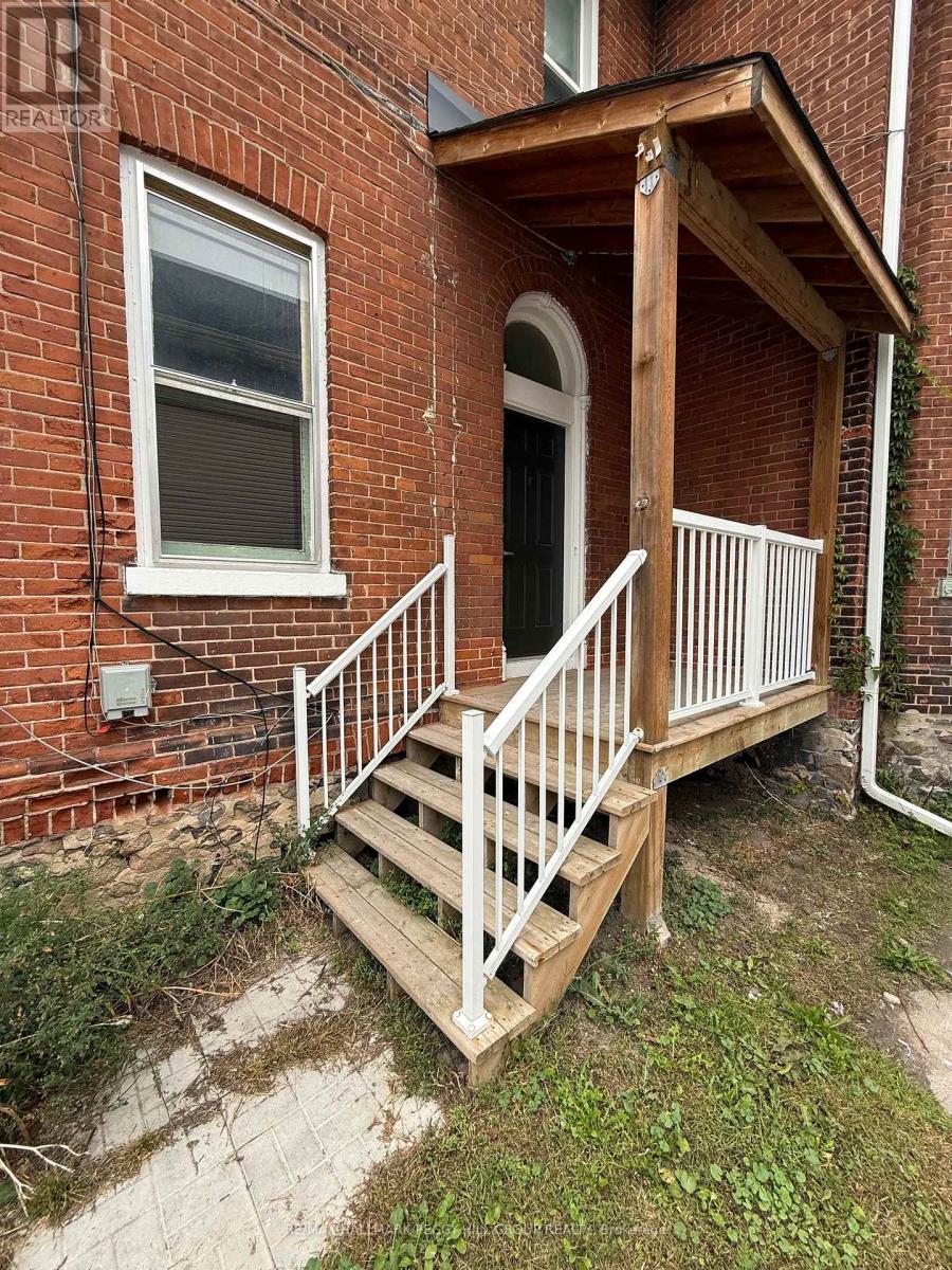 2 - 42 TORONTO STREET, Barrie, Ontario