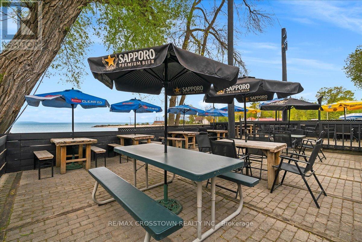 369 Balm Beach Road W, Tiny, Ontario  L0L 2J0 - Photo 16 - S13823358