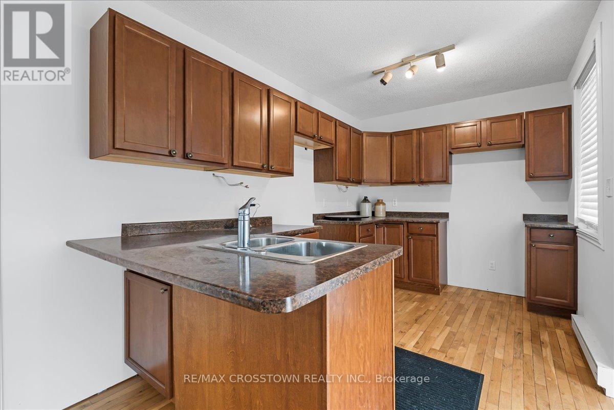 369 Balm Beach Road W, Tiny, Ontario  L0L 2J0 - Photo 26 - S13823358