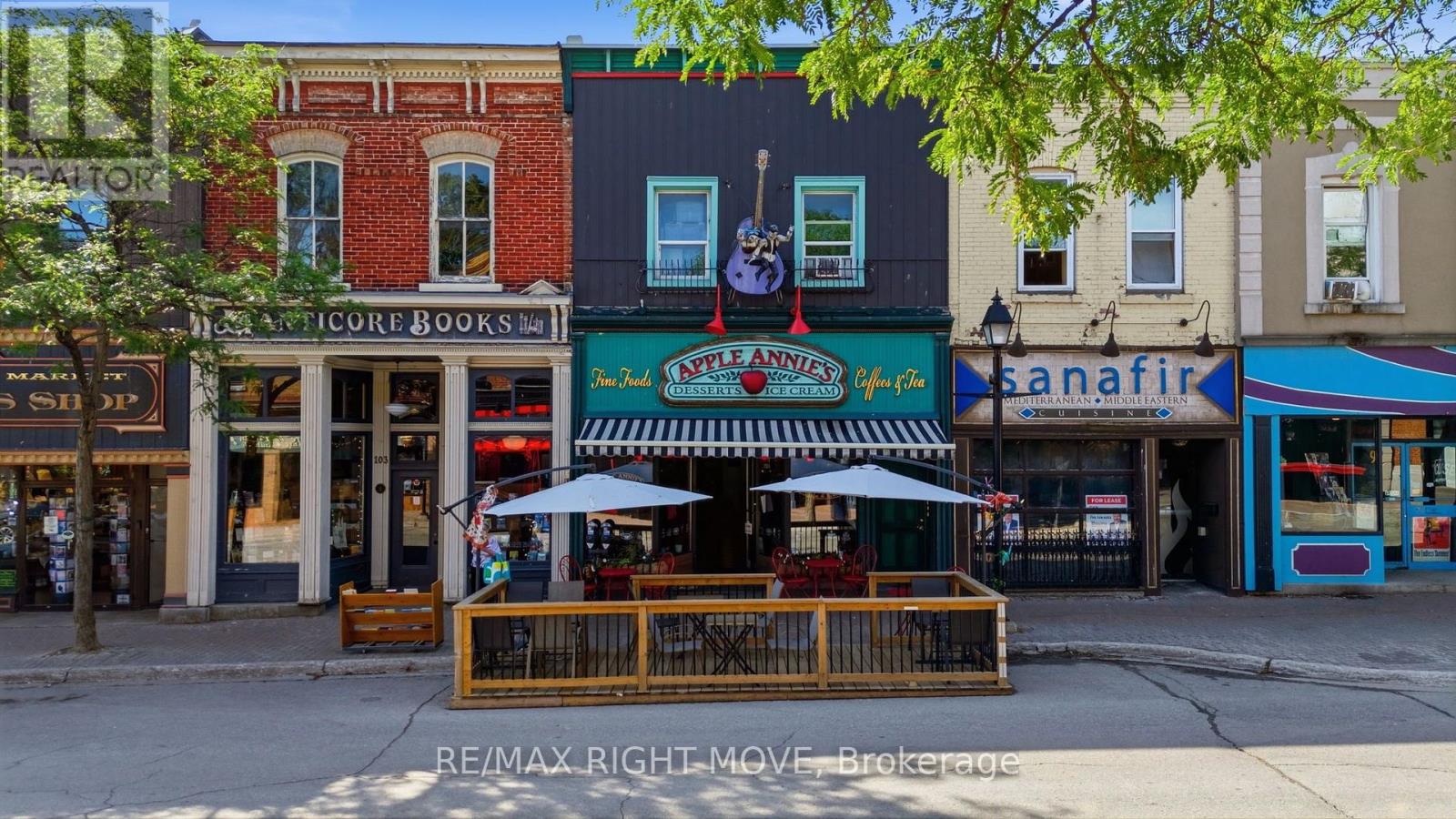 101 MISSISSAGA STREET E, orillia, Ontario