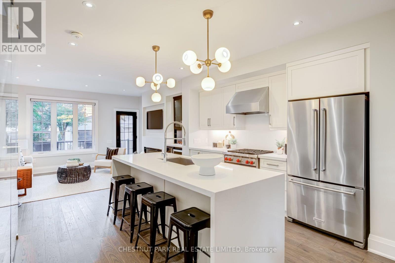 209 ATLAS AVENUE, Toronto, Ontario