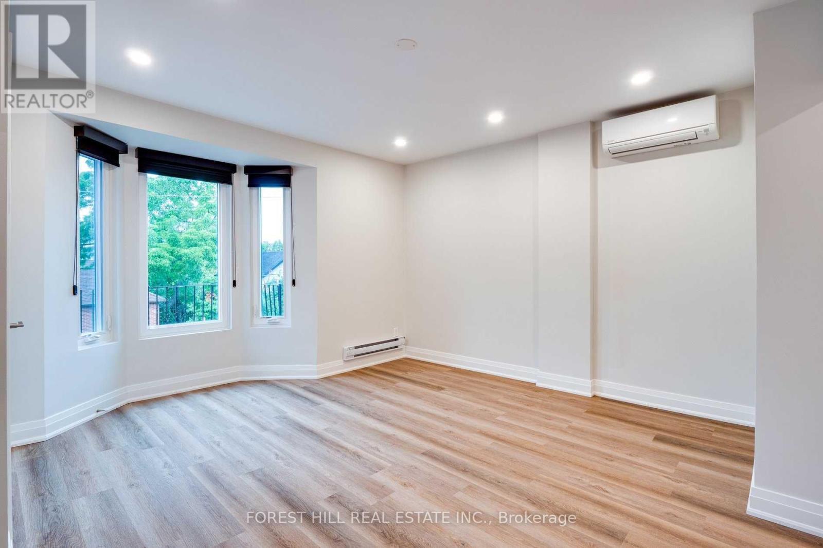 4 - 1 Greensides Avenue, Toronto, Ontario  M6G 3P5 - Photo 5 - C13822654
