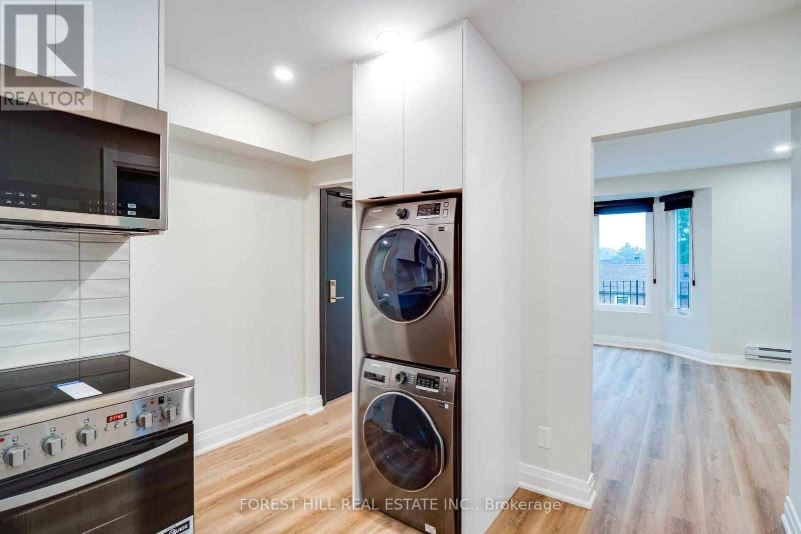 4 - 1 Greensides Avenue, Toronto, Ontario  M6G 3P5 - Photo 4 - C13822654