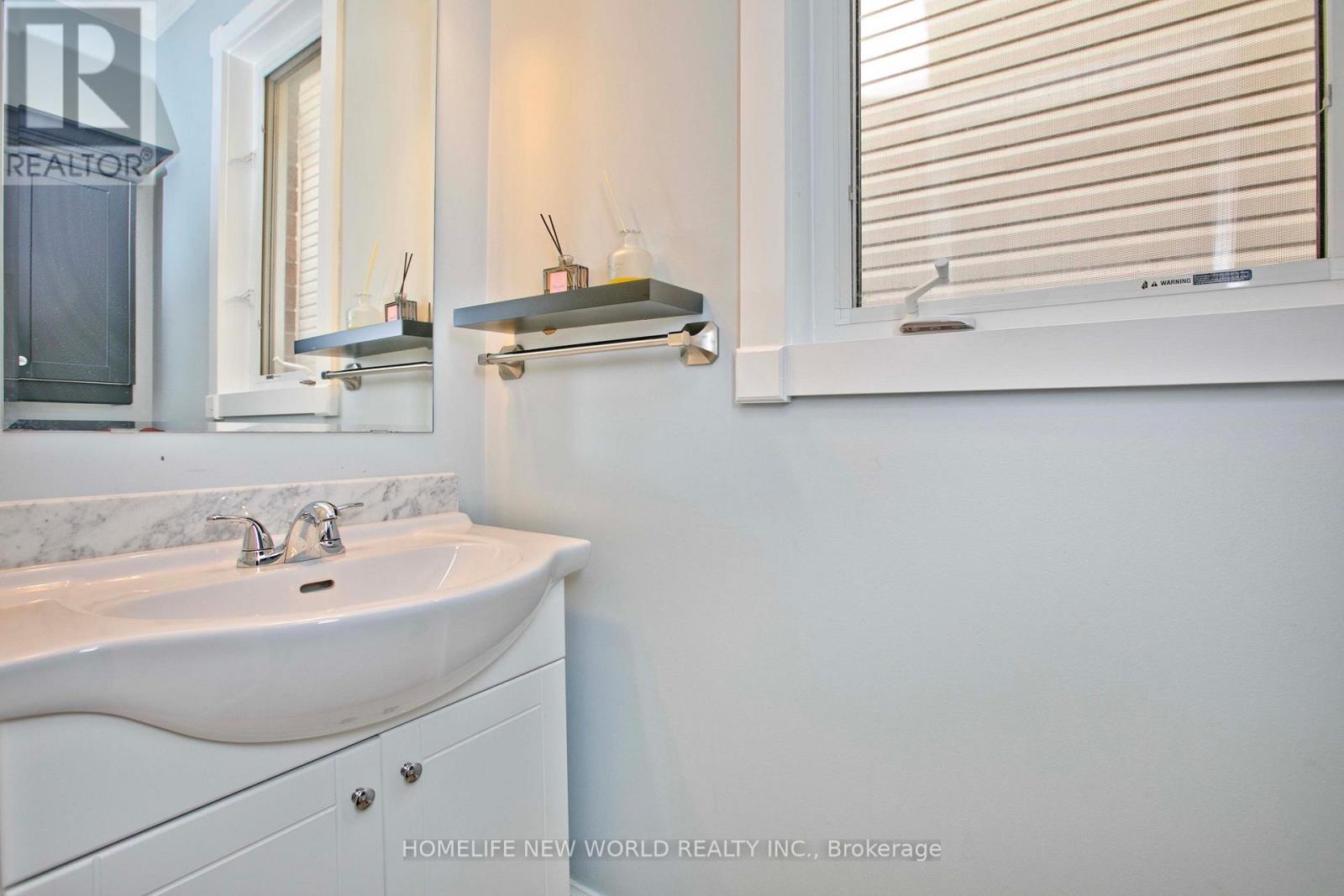 365 Tonelli Lane, Milton (Ha Harrison), Ontario  L9T 0N4 - Photo 17 - W13823216