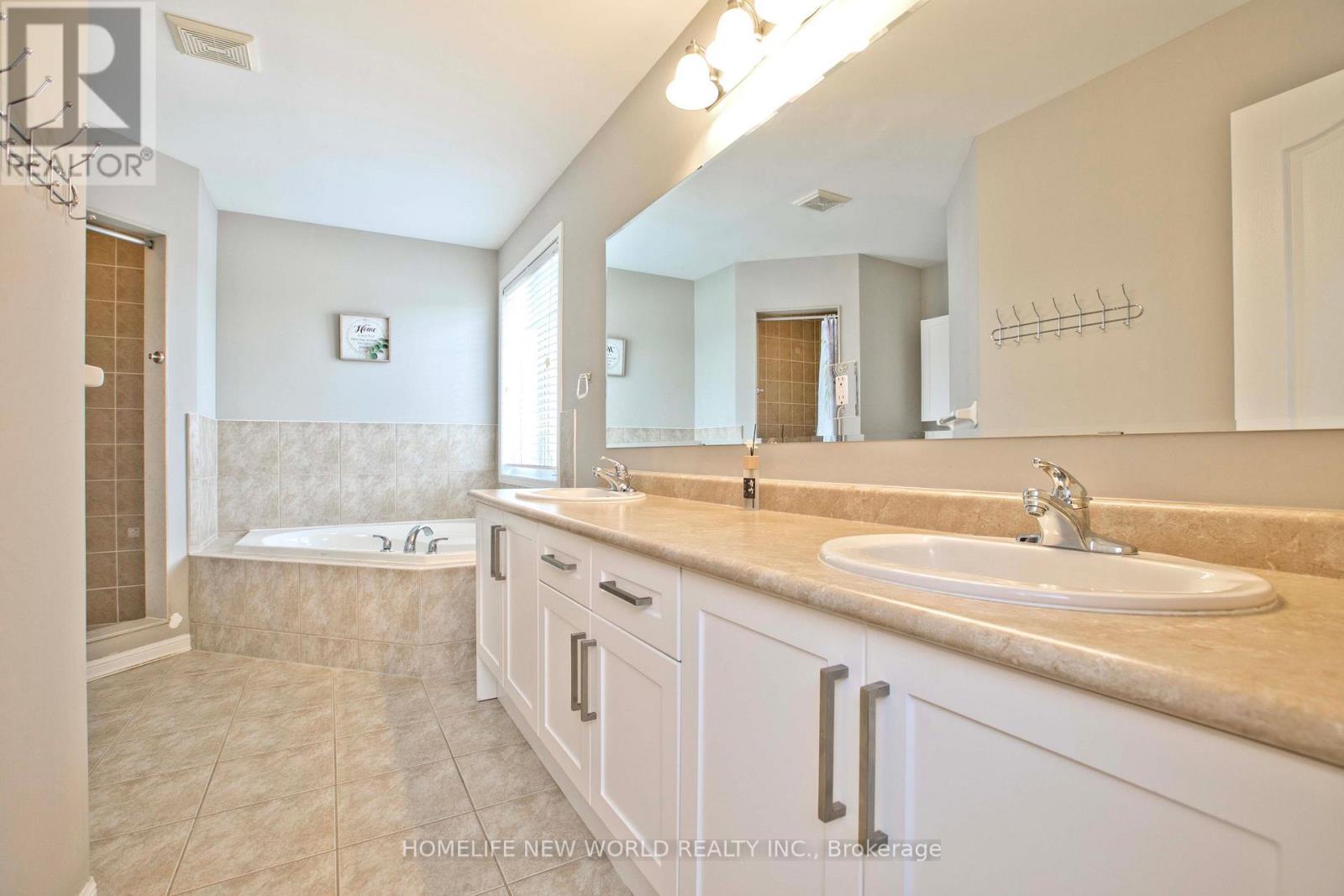 365 Tonelli Lane, Milton (Ha Harrison), Ontario  L9T 0N4 - Photo 20 - W13823216