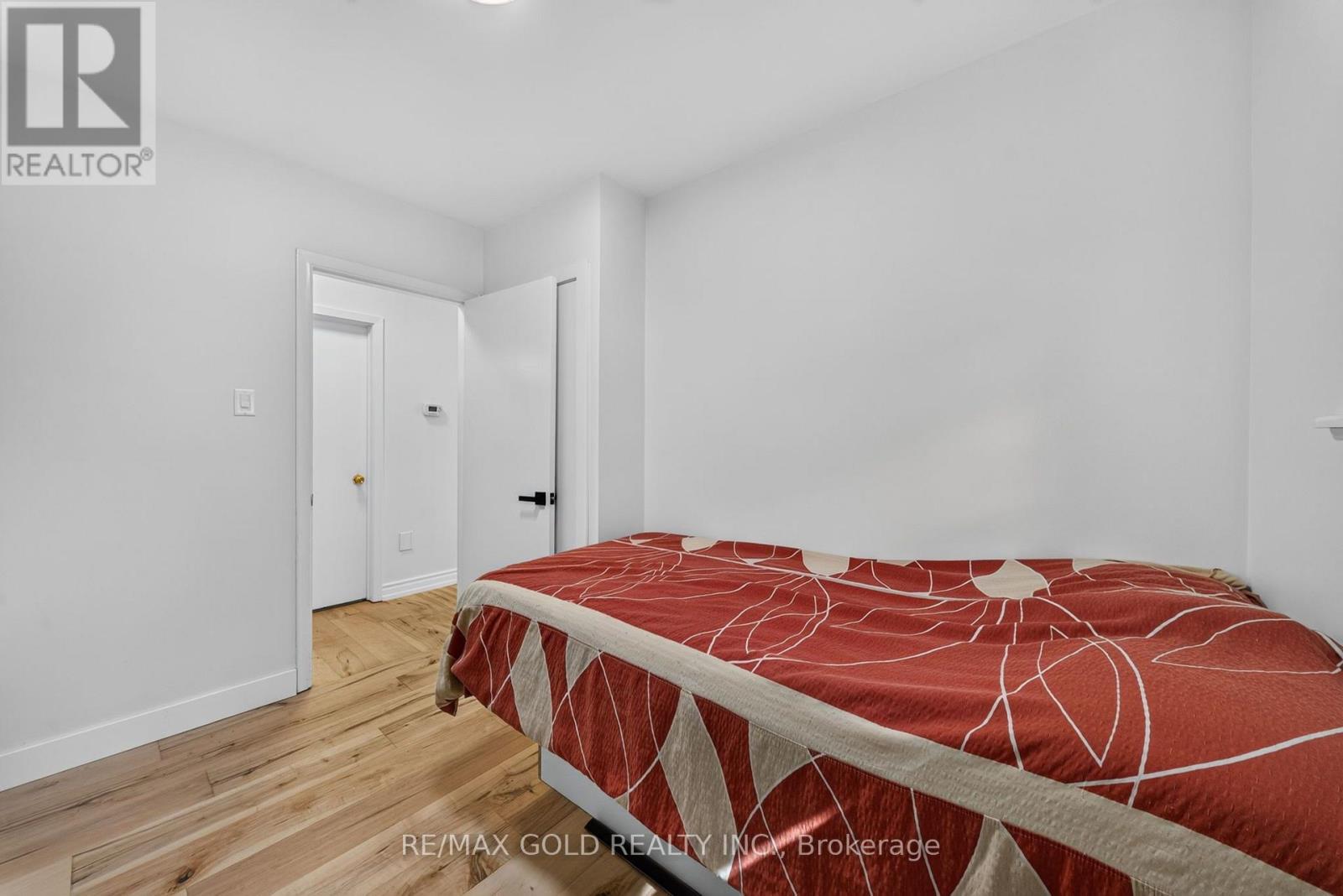 12 Alexandria Crescent, Brampton (Avondale), Ontario  L6T 1N3 - Photo 22 - W13823242