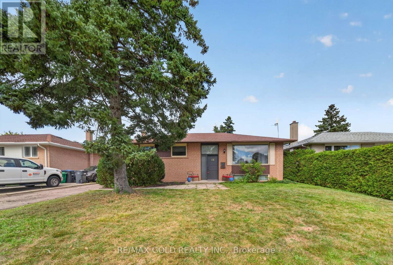12 Alexandria Crescent, Brampton (Avondale), Ontario  L6T 1N3 - Photo 39 - W13823242