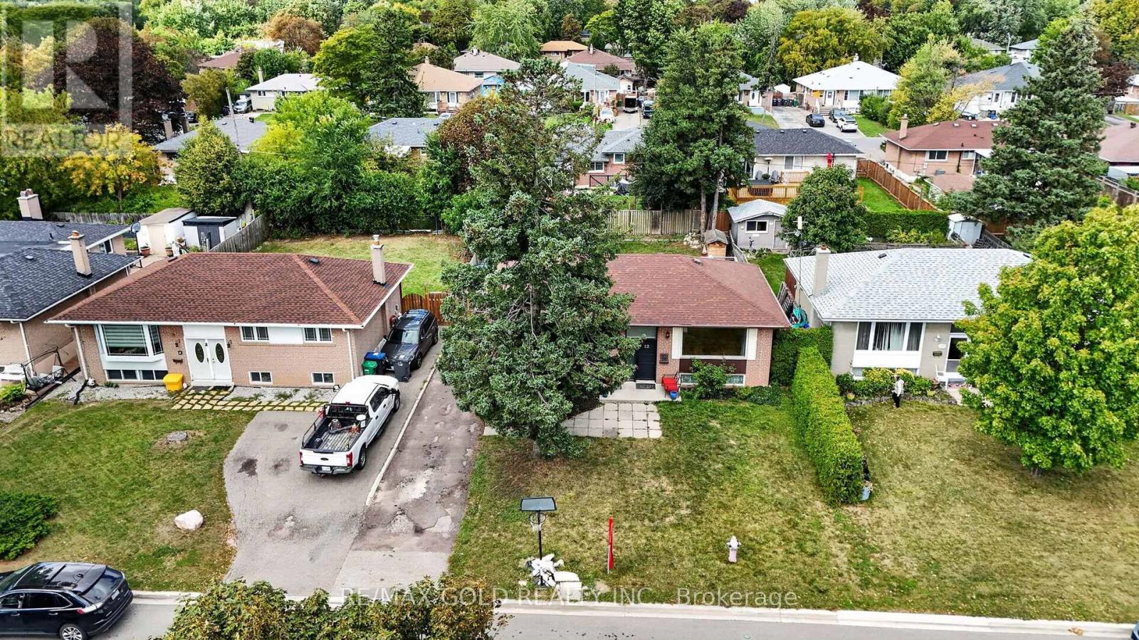 12 Alexandria Crescent, Brampton (Avondale), Ontario  L6T 1N3 - Photo 40 - W13823242