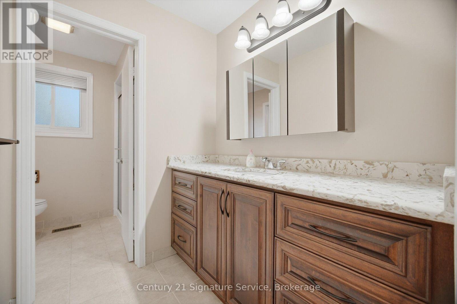 1166 Grand Boulevard, Oakville (Fa Falgarwood), Ontario  L6H 2V1 - Photo 29 - W13823256