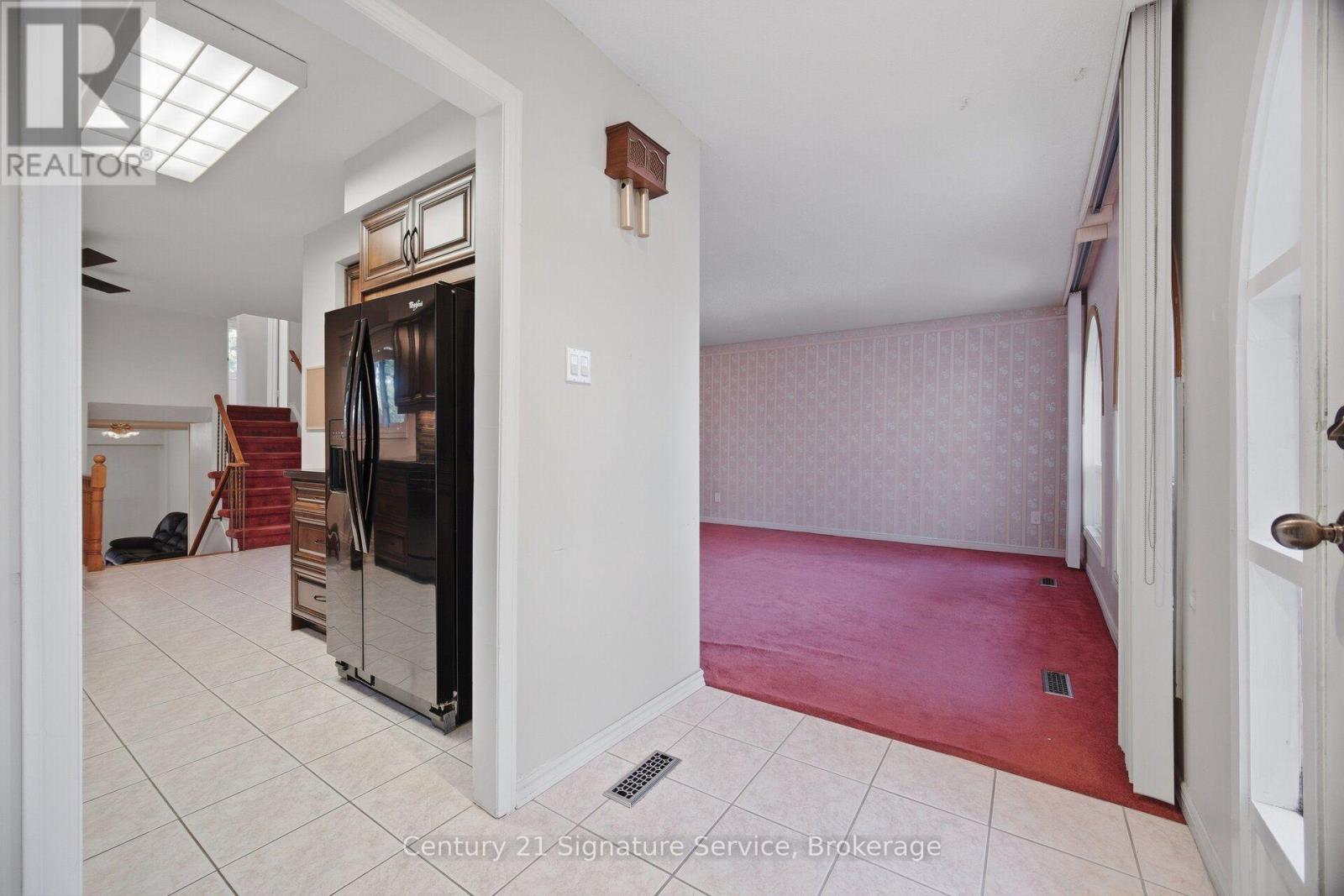 1166 Grand Boulevard, Oakville (Fa Falgarwood), Ontario  L6H 2V1 - Photo 8 - W13823256