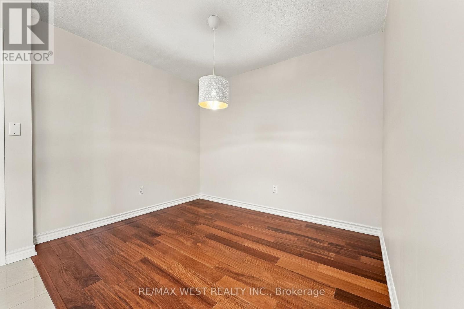1009 - 1320 Islington Avenue, Toronto (Islington-City Centre West), Ontario  M9A 5C6 - Photo 20 - W13823278