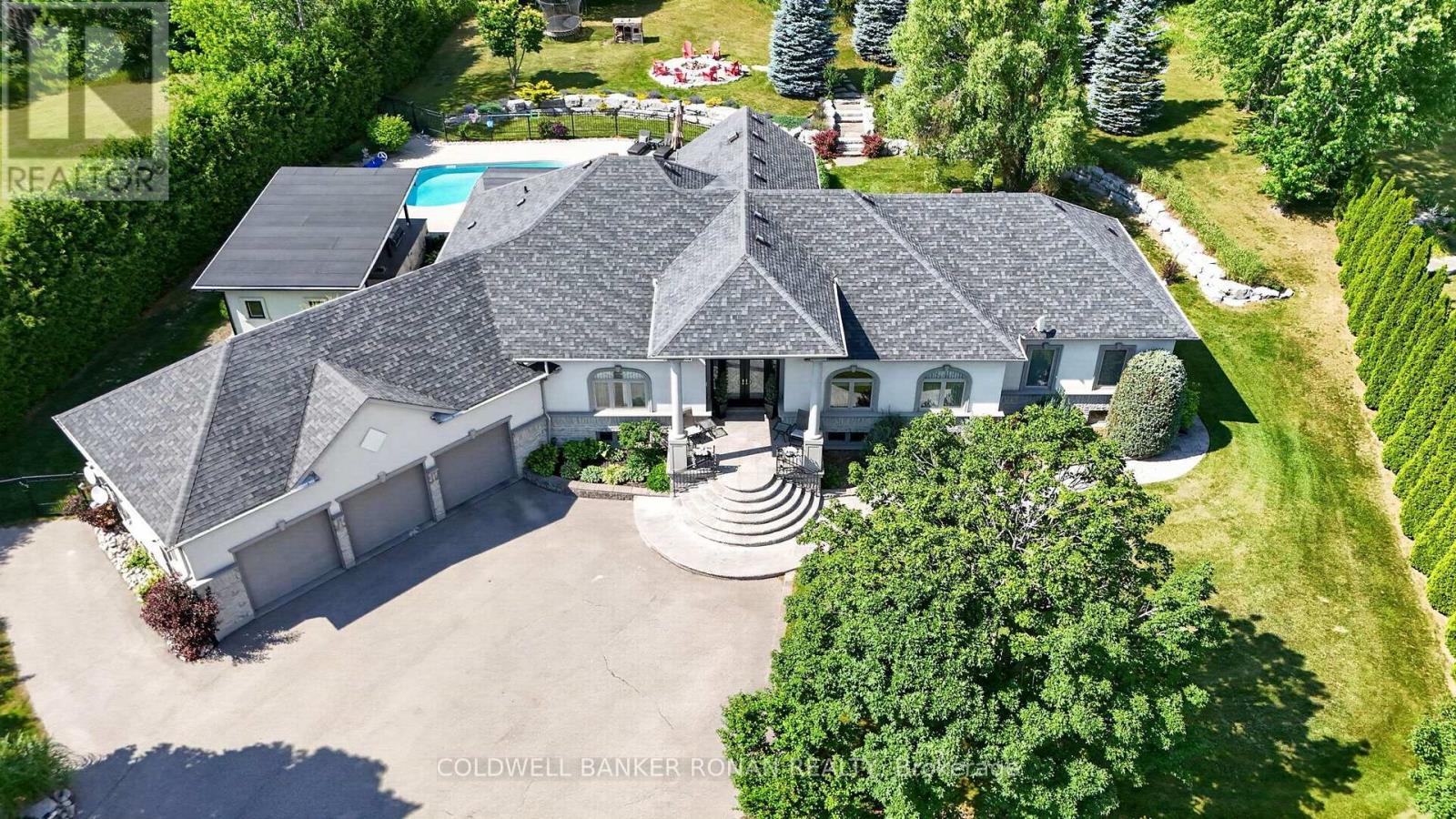 9 Moraine Place, Caledon (Palgrave), Ontario  L7E 0E5 - Photo 2 - W13823288