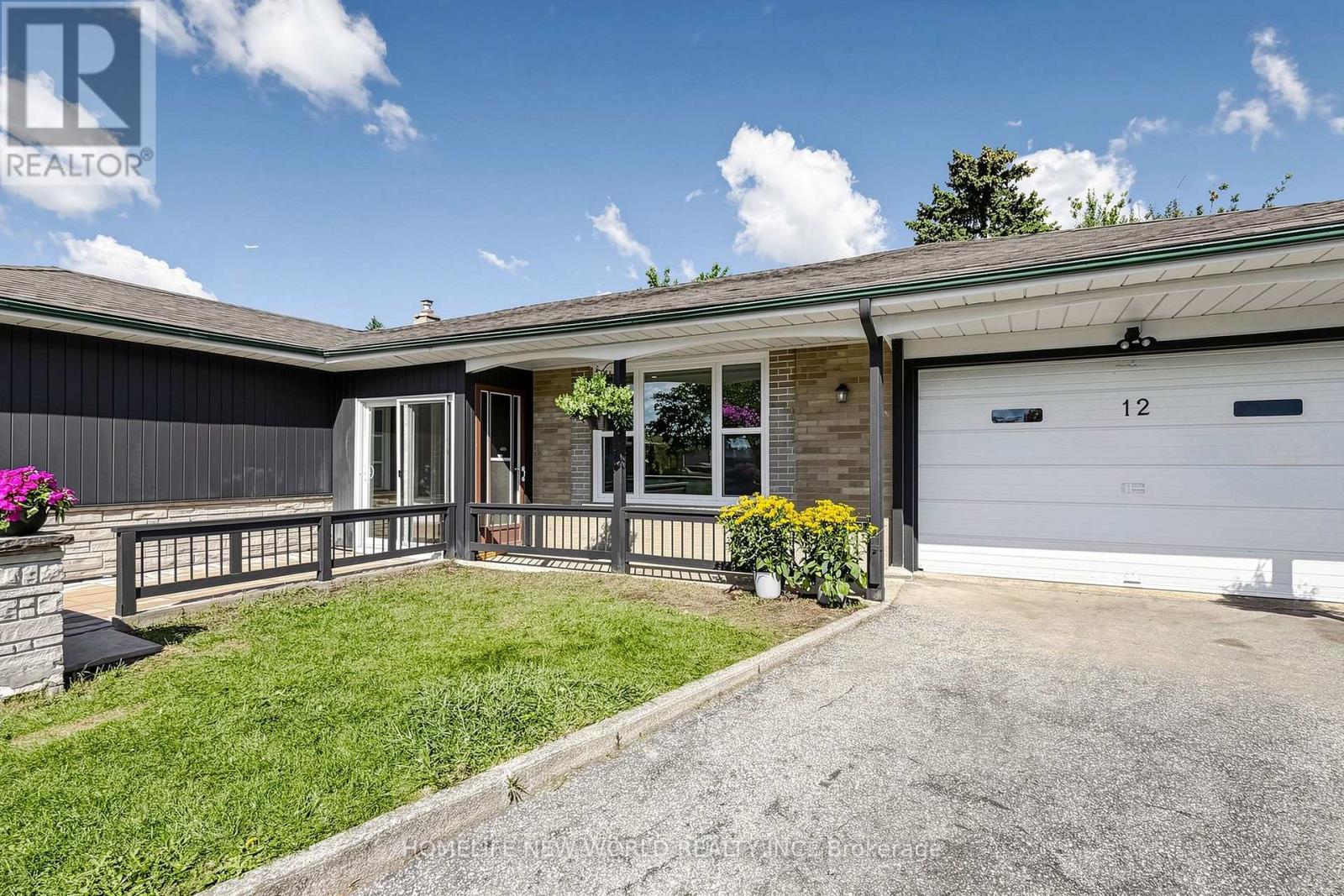 12 GREYFRIAR COURT, toronto (glenfield-jane heights), Ontario