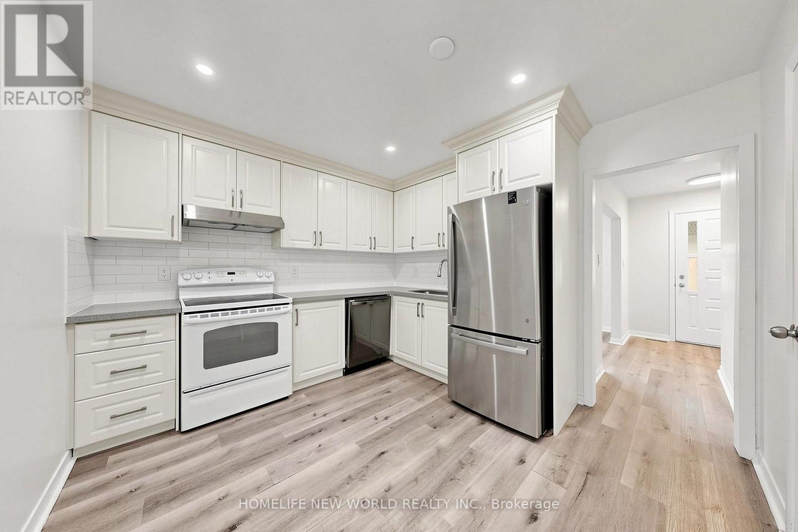 12 Greyfriar Court, Toronto (Glenfield-Jane Heights), Ontario  M3N 2A9 - Photo 12 - W13823342