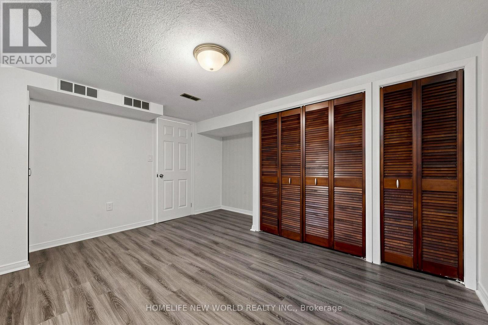 12 Greyfriar Court, Toronto (Glenfield-Jane Heights), Ontario  M3N 2A9 - Photo 30 - W13823342