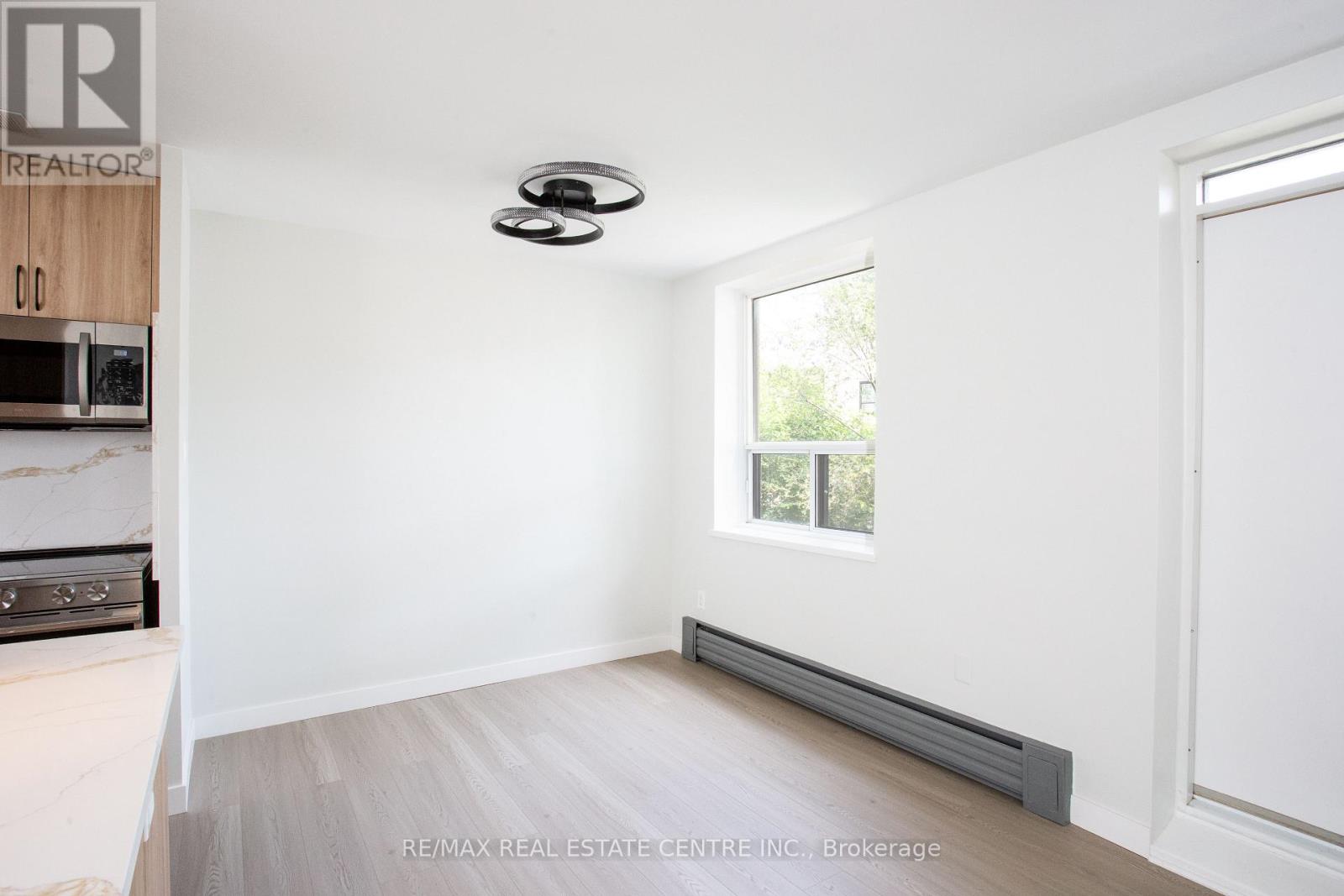 307 - 5 Hill Heights Road Road, Toronto, Ontario  M8Y 1Y9 - Photo 4 - W13823392