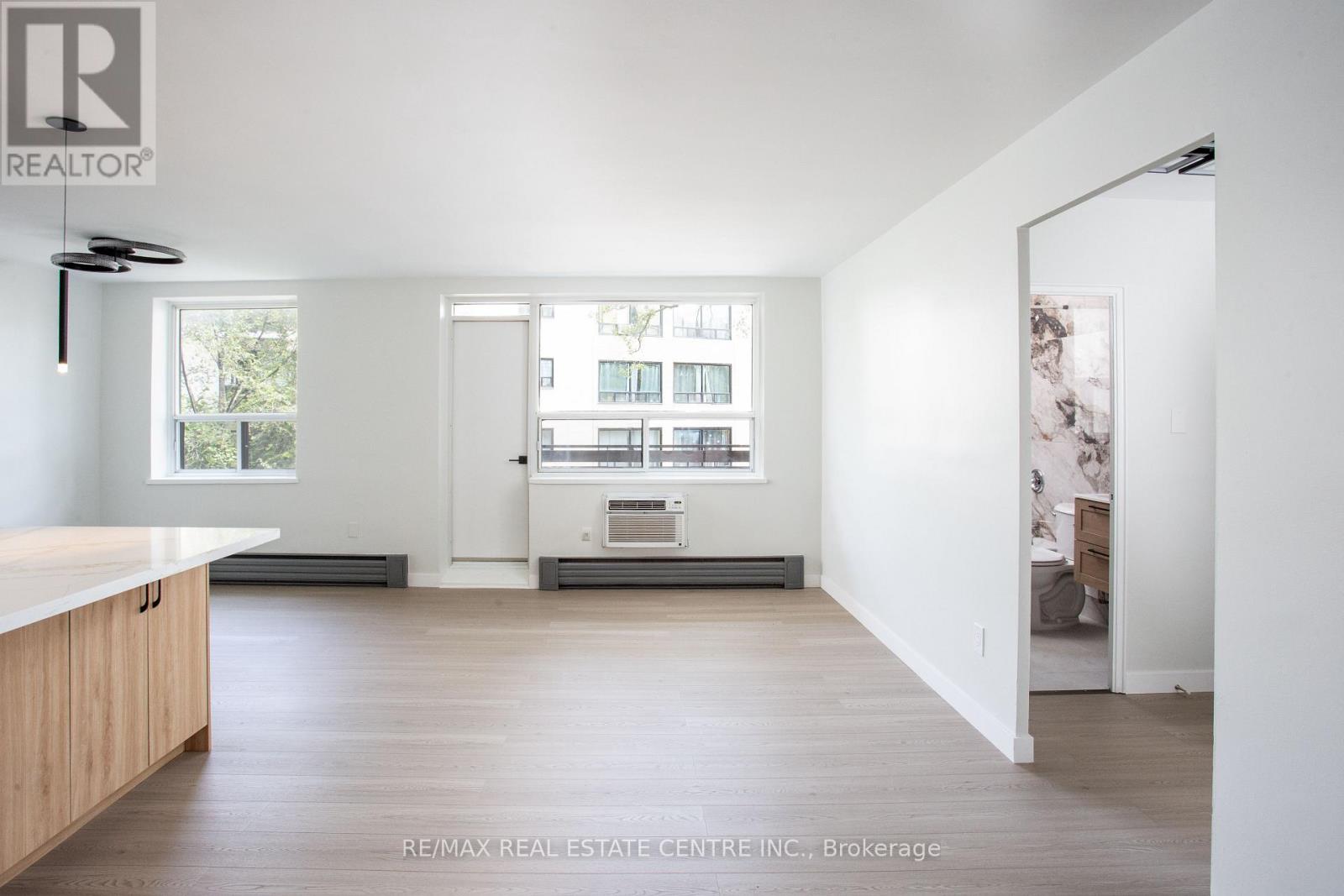 307 - 5 Hill Heights Road Road, Toronto, Ontario  M8Y 1Y9 - Photo 8 - W13823392