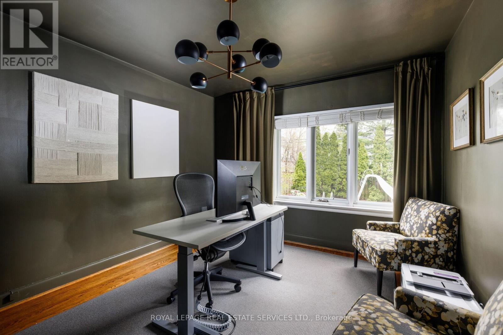 35 Bywood Drive, Toronto (Princess-Rosethorn), Ontario  M9A 1M1 - Photo 18 - W13823470