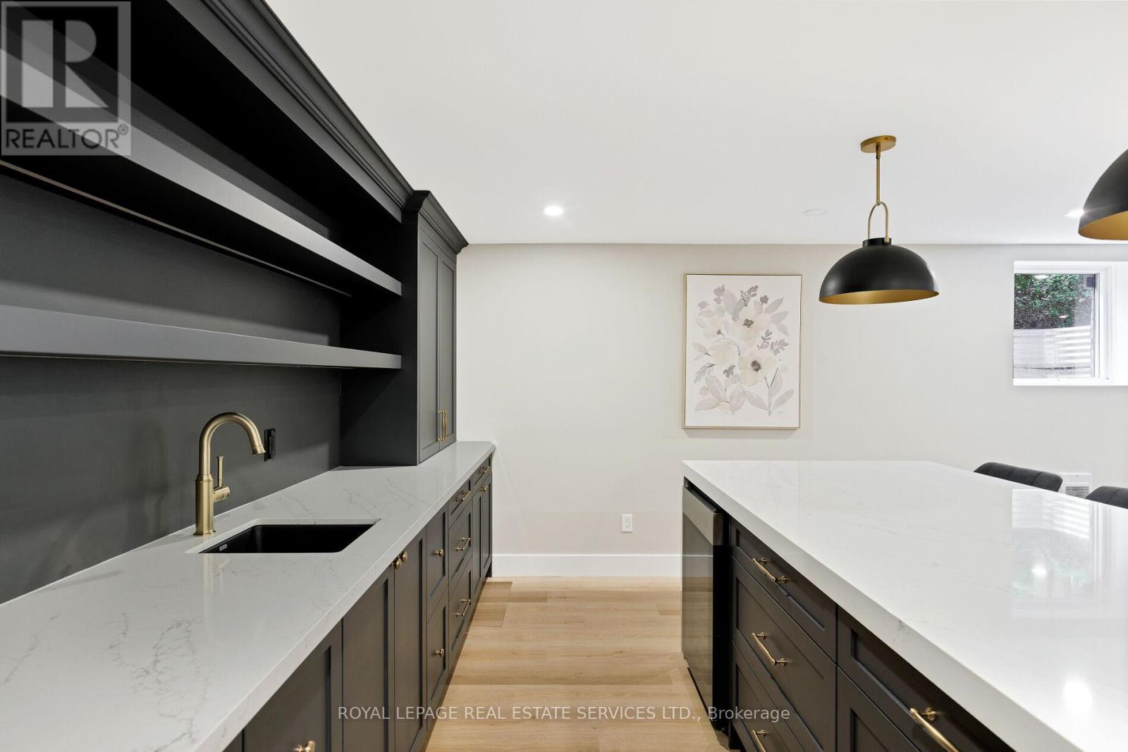35 Bywood Drive, Toronto (Princess-Rosethorn), Ontario  M9A 1M1 - Photo 36 - W13823470