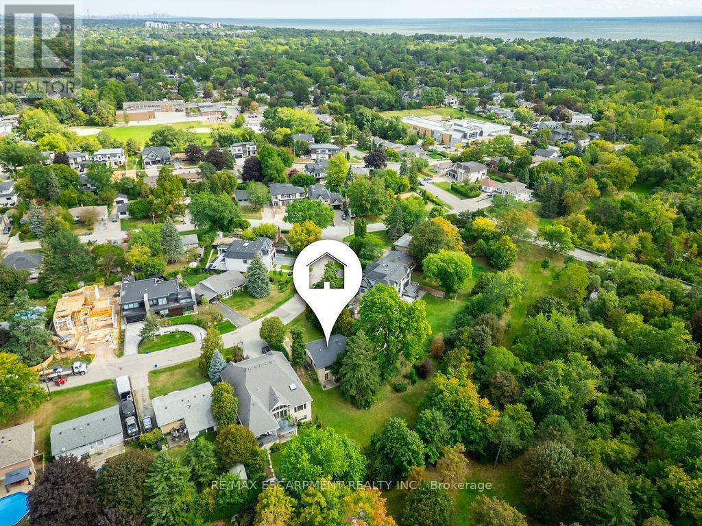 526 Stafford Drive, Oakville, Ontario  L6L 4M5 - Photo 25 - W13823506