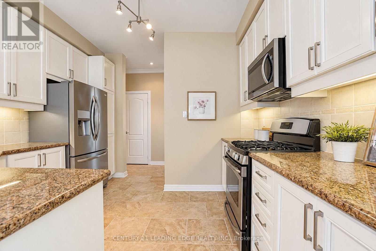 1 Althorp Way, Markham (Greensborough), Ontario  L6E 2A2 - Photo 17 - N13823298