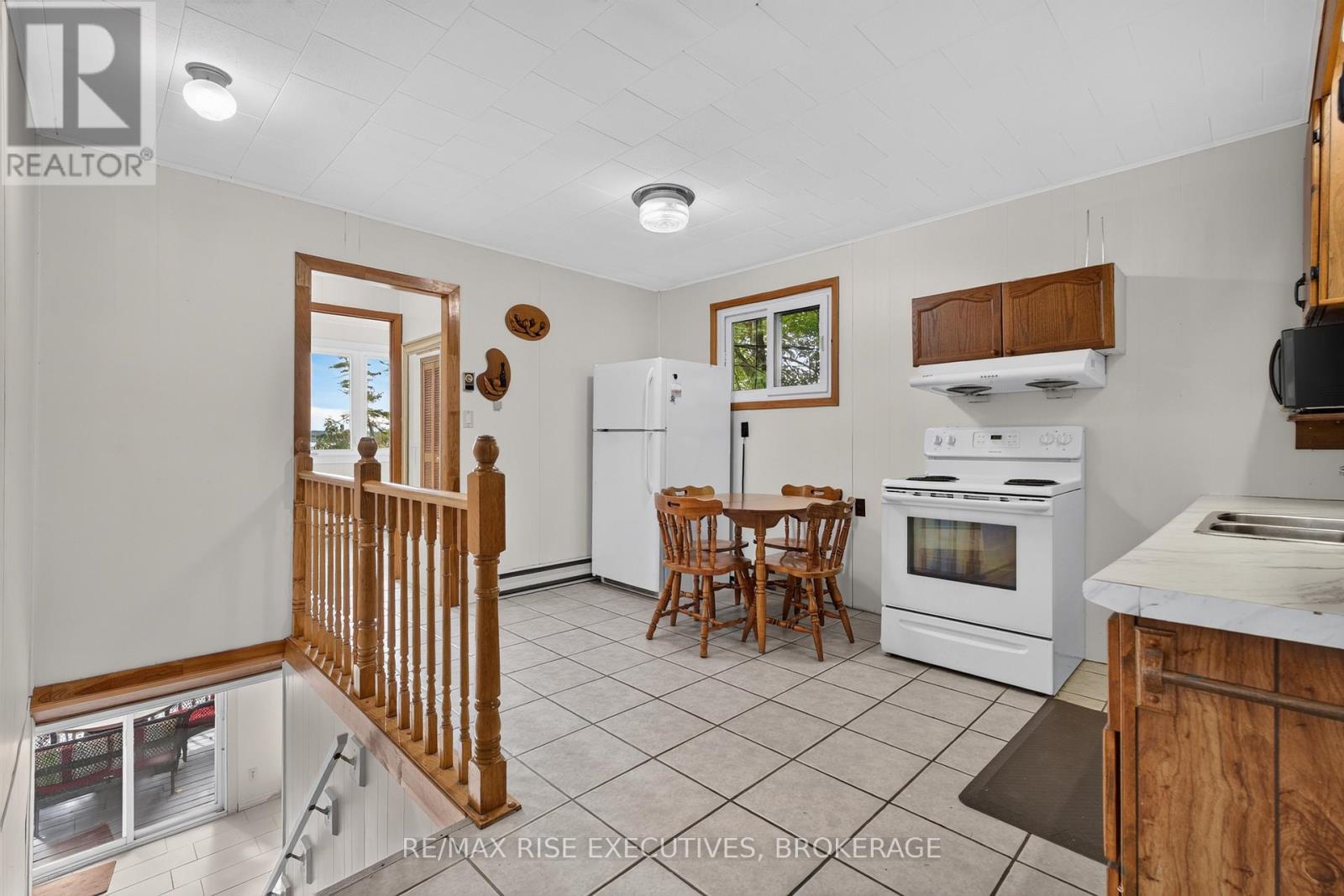 638 Derbyshire Point Lane, Athens, Ontario  K0E 1B0 - Photo 14 - X13805264