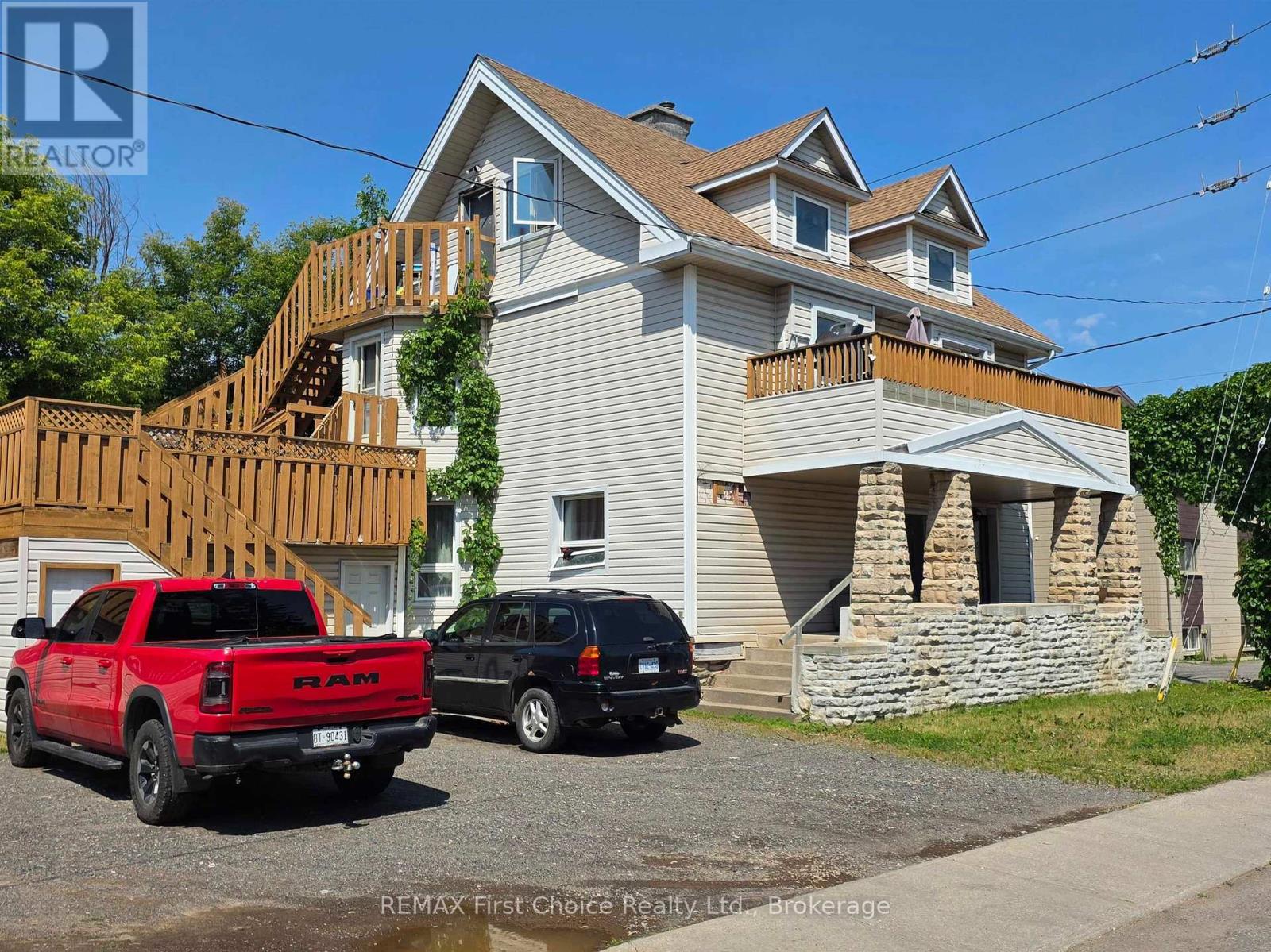 711 Ridgeway Street E, Thunder Bay, Ontario  P7E 5H3 - Photo 3 - X13687188