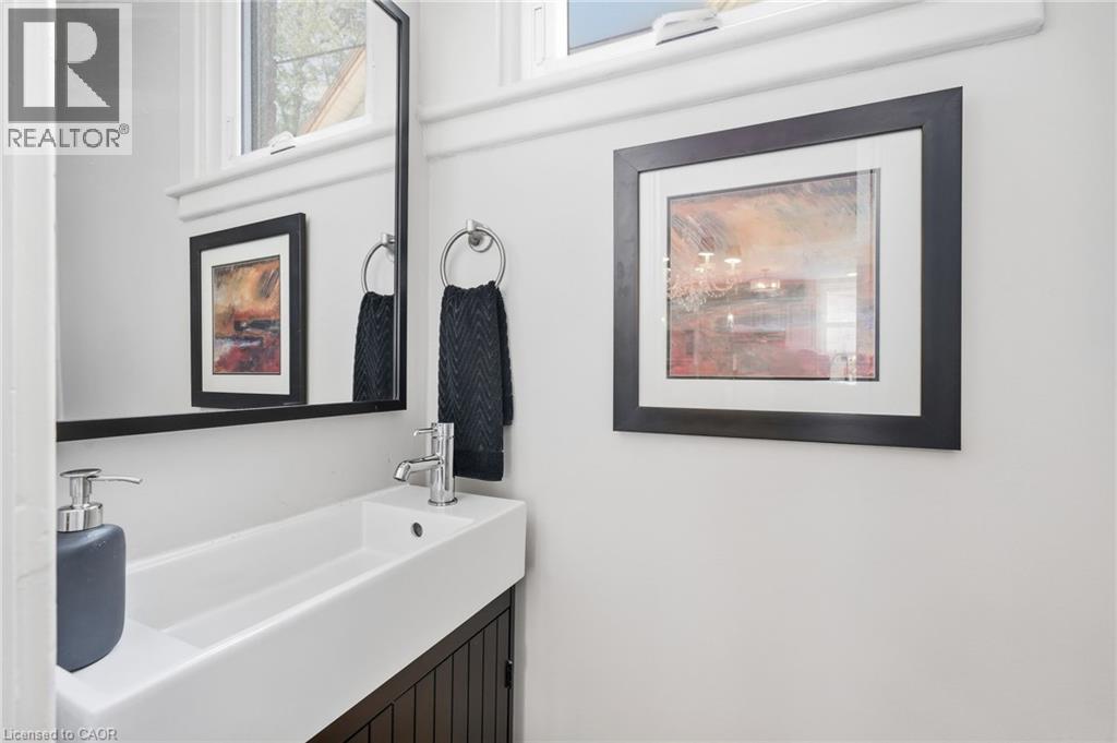 228 Sherman Avenue S, Hamilton, Ontario  L8M 2R3 - Photo 14 - 40866200
