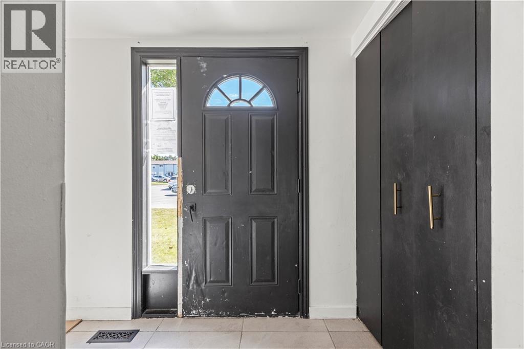 70 Fiddlers Green Road Unit# 74, London, Ontario  N6H 4R4 - Photo 4 - 40865529