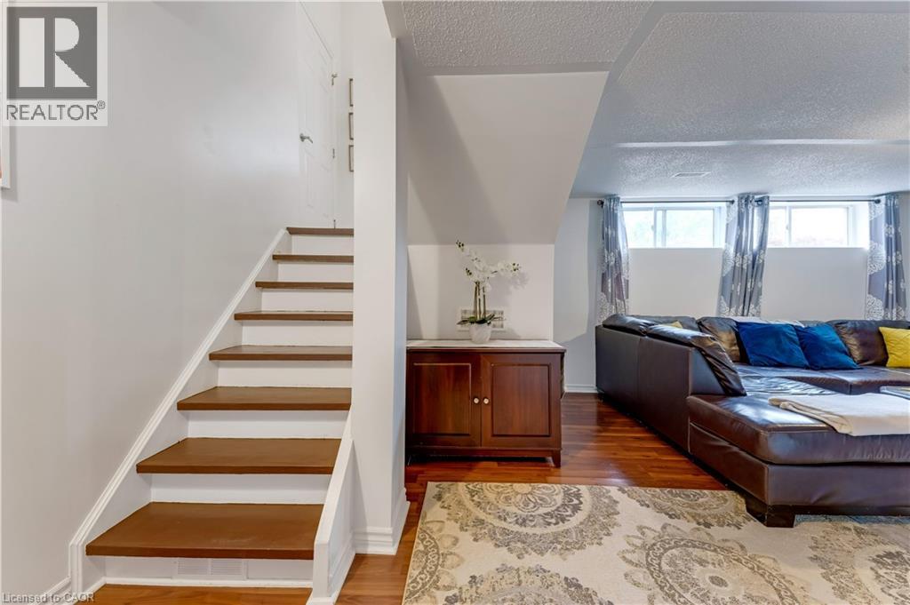 49 Carnaby Crescent, Kitchener, Ontario  N2A 1M6 - Photo 24 - 40863762