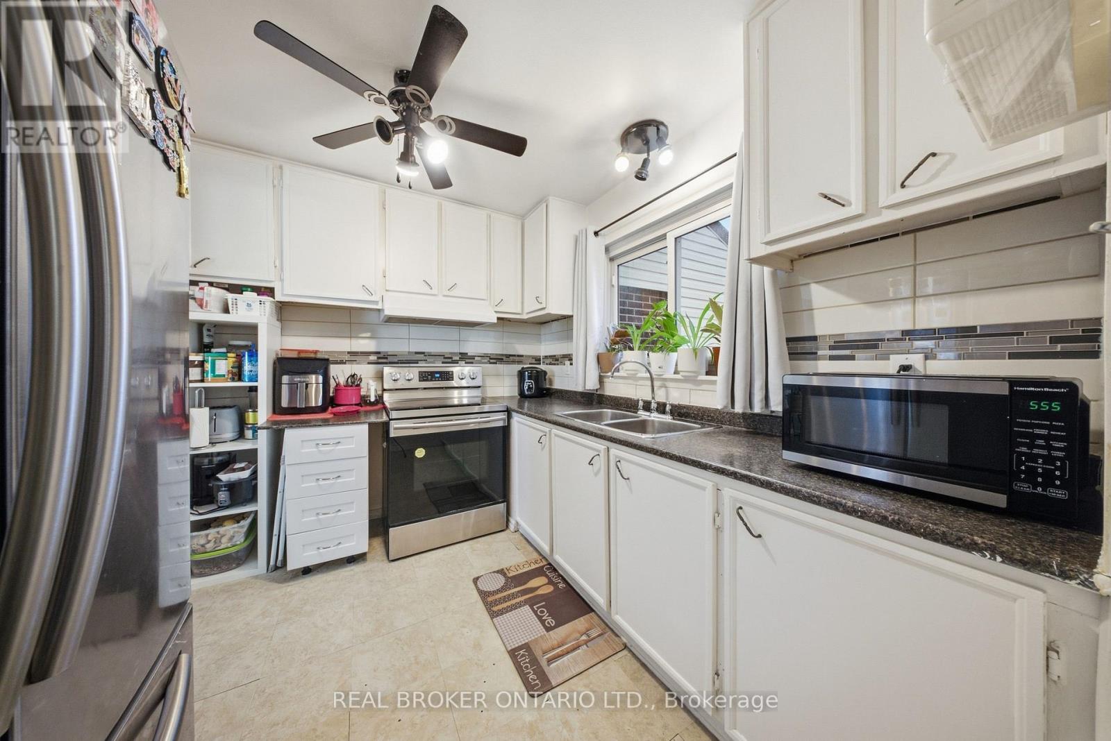 59 - 880 Limeridge Road E, Hamilton (Berrisfield), Ontario  L8W 1N7 - Photo 11 - X13823424