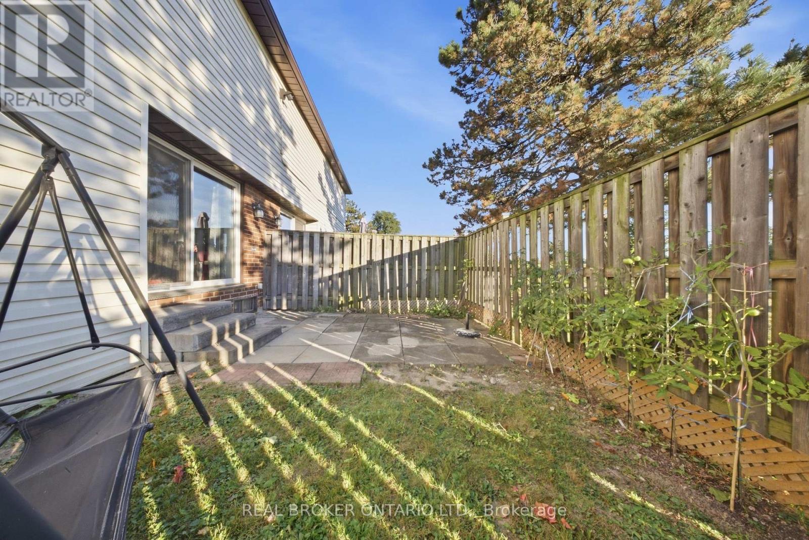 59 - 880 Limeridge Road E, Hamilton (Berrisfield), Ontario  L8W 1N7 - Photo 21 - X13823424