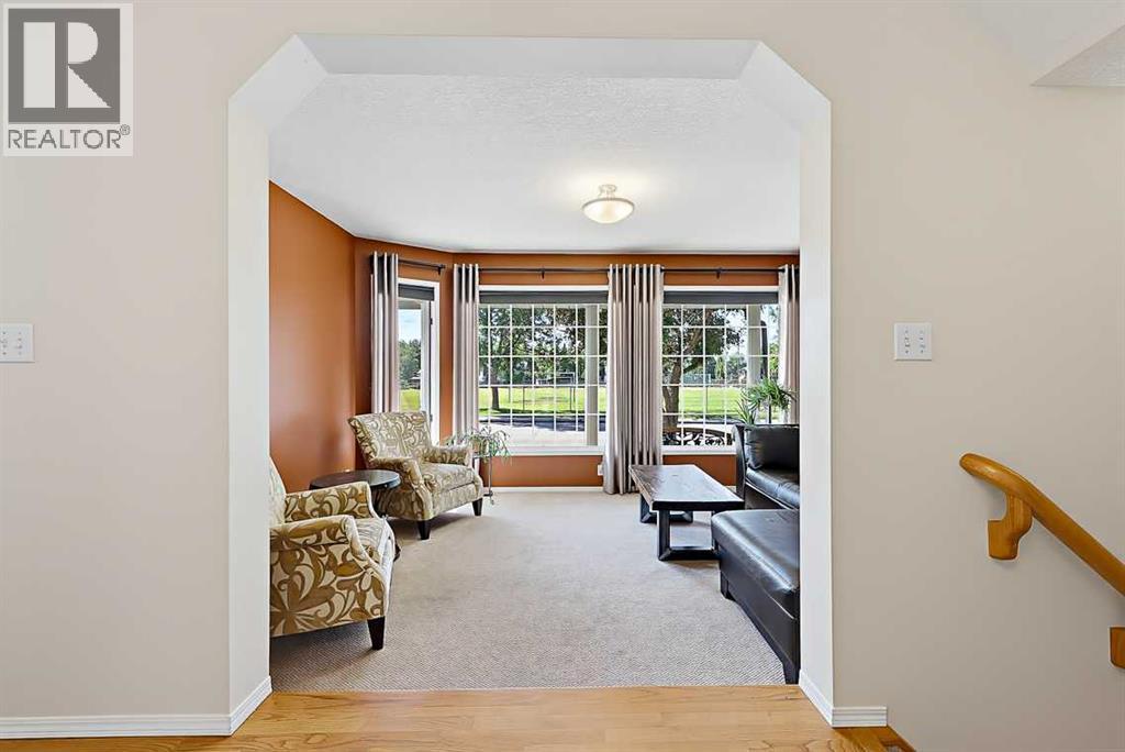 532 54 Avenue SW, Calgary, Alberta  T2V 0C7 - Photo 5 - A2341524