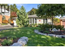 2408 HEREFORD Crescent, Burlington, Ontario