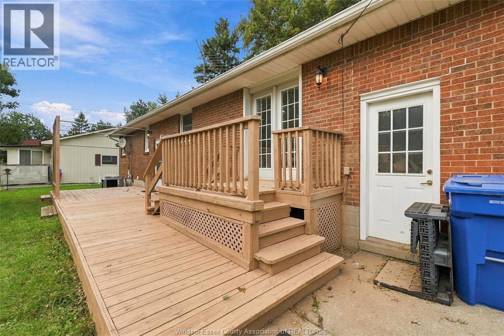 4045 Dougall Avenue, Windsor, Ontario  N9G 1X4 - Photo 30 - 26023497