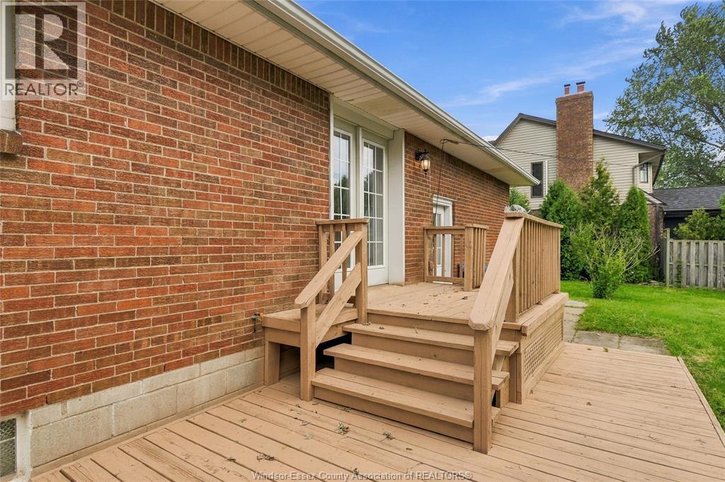 4045 Dougall Avenue, Windsor, Ontario  N9G 1X4 - Photo 31 - 26023497
