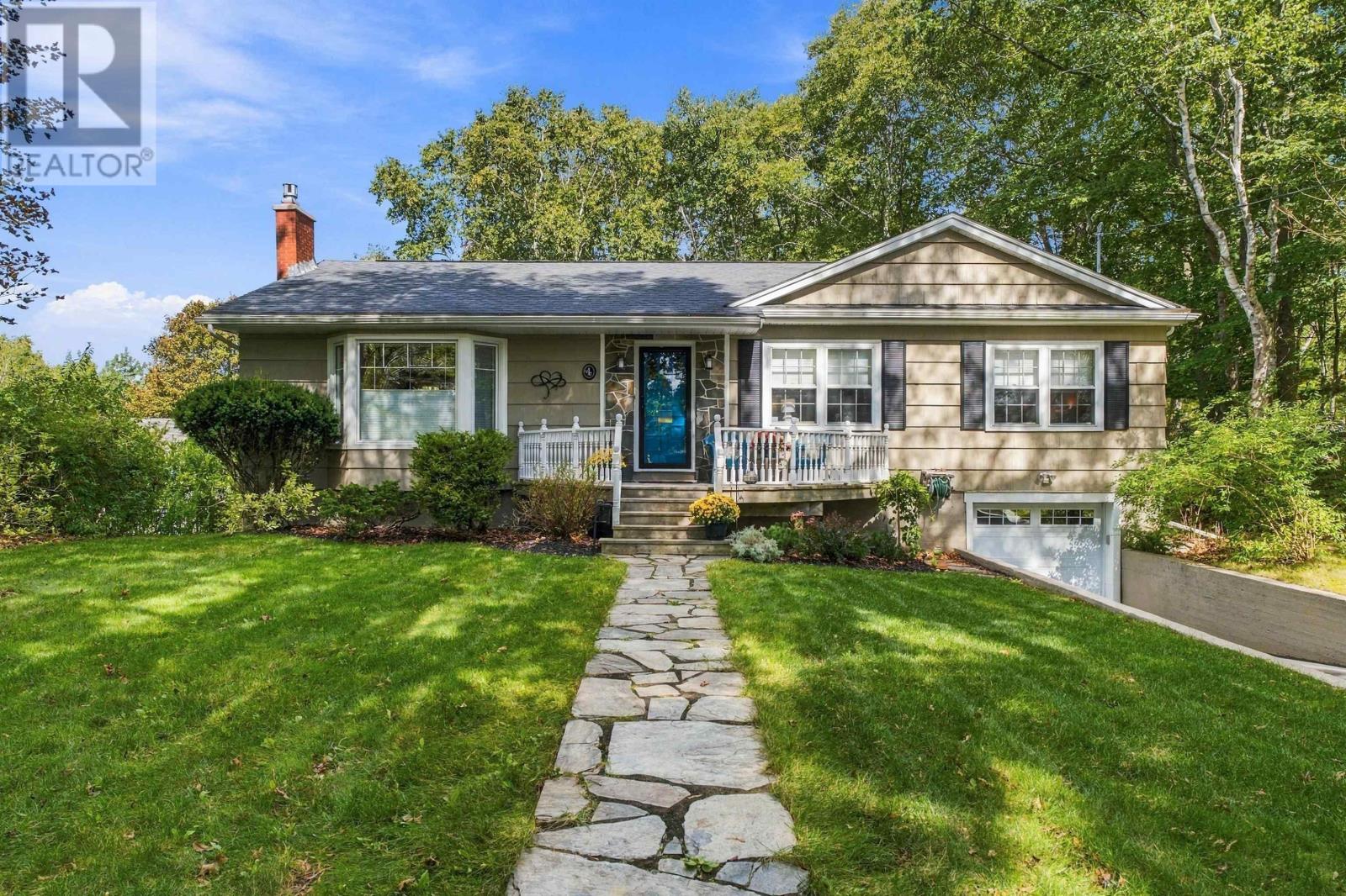 4 Fleming Drive, Halifax, Nova Scotia  B3P 1A9 - Photo 1 - 202624249