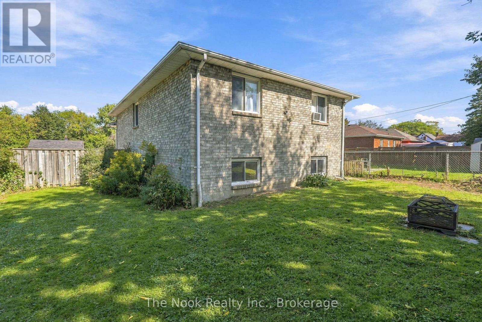Basement - 255 Greenwood Avenue, Oshawa, Ontario  L1J 1W7 - Photo 26 - E13823724