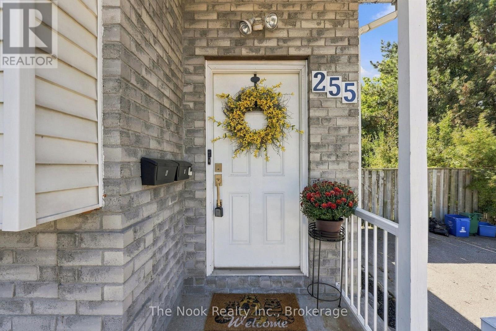 Basement - 255 Greenwood Avenue, Oshawa, Ontario  L1J 1W7 - Photo 3 - E13823724