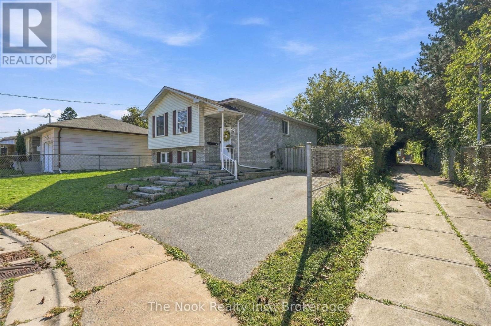 Basement - 255 Greenwood Avenue, Oshawa, Ontario  L1J 1W7 - Photo 30 - E13823724