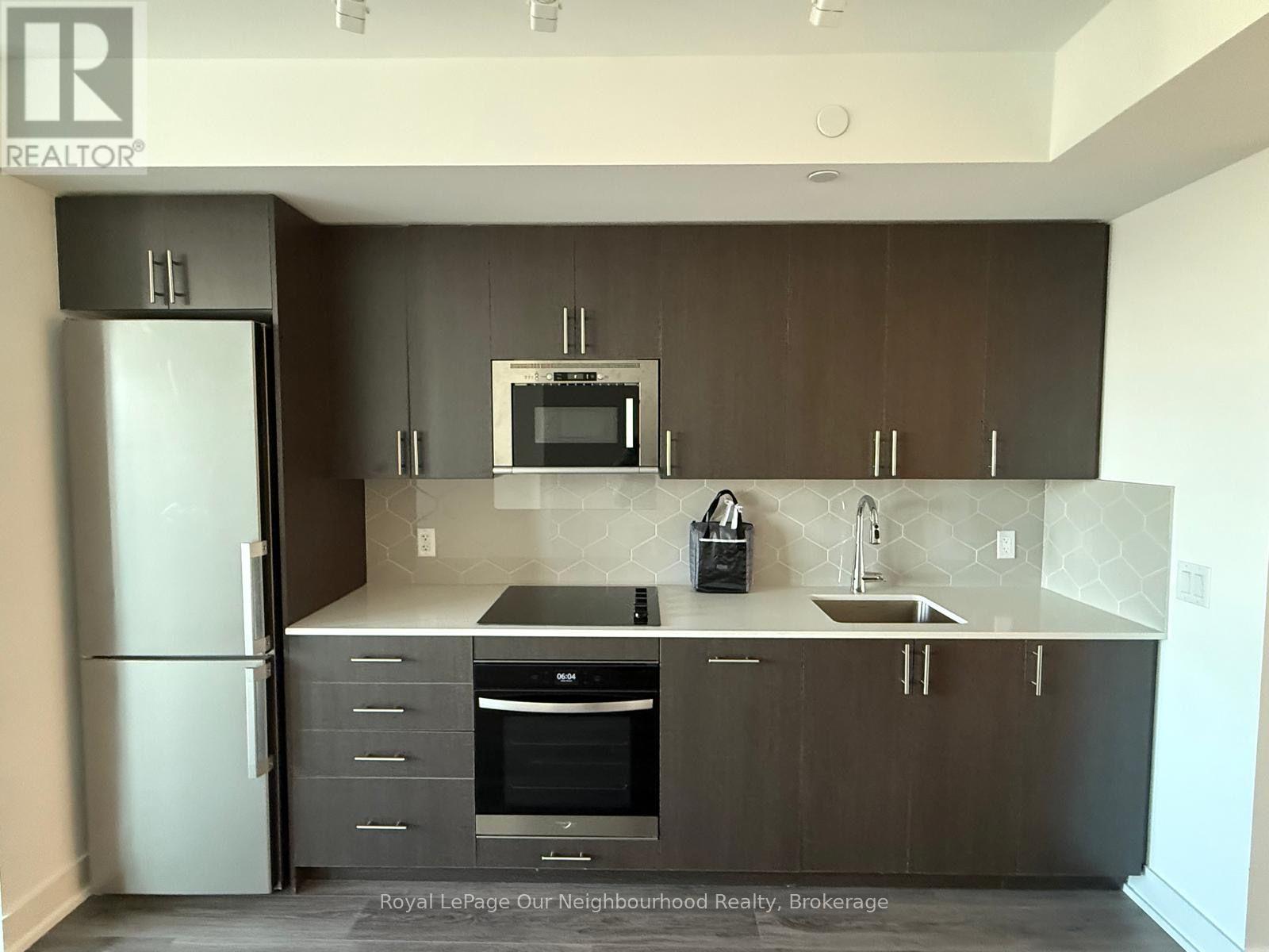 1415 - 2545 Simcoe Street N, Oshawa, Ontario  L1L 0W3 - Photo 2 - E13823734