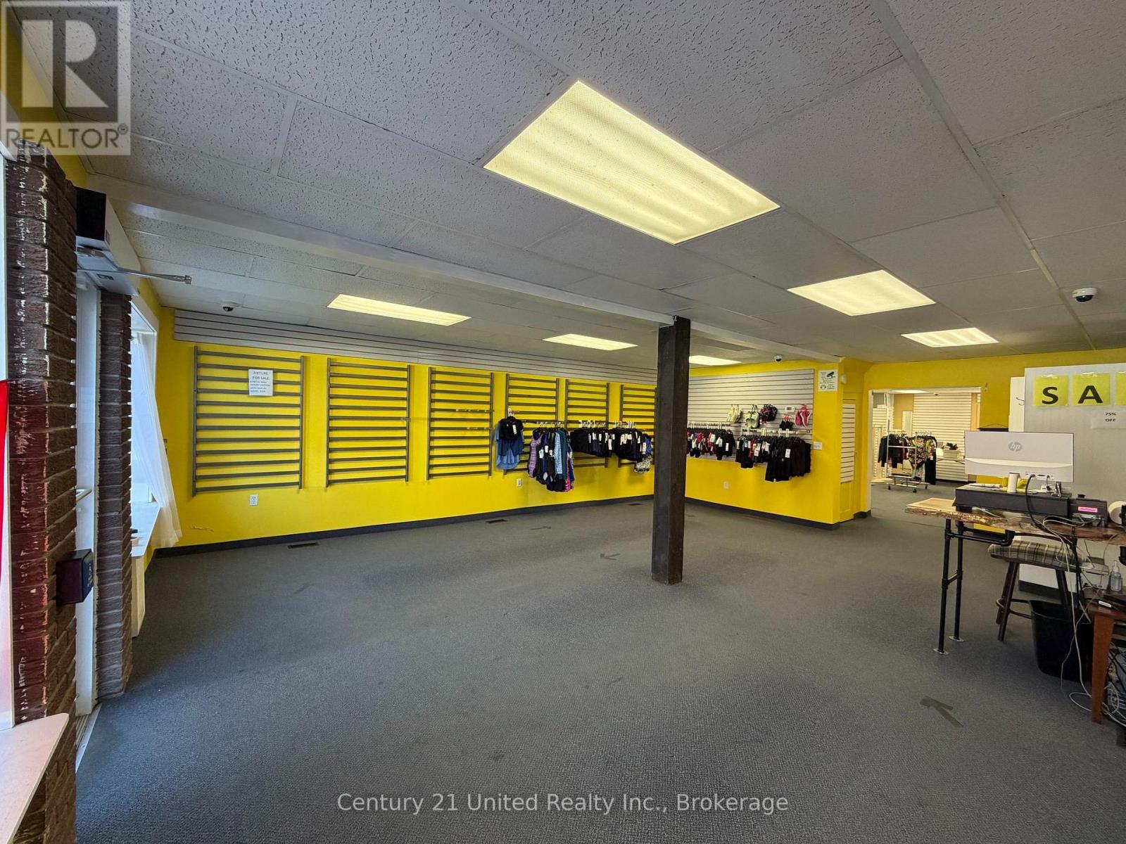 23 Queen Street, Selwyn, Ontario  K0L 2H0 - Photo 3 - X13823646