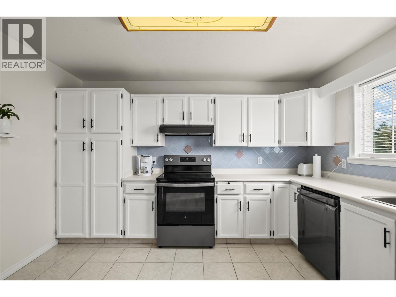 3792 Salloum Road, West Kelowna, British Columbia  V4T 1E3 - Photo 12 - 10395661
