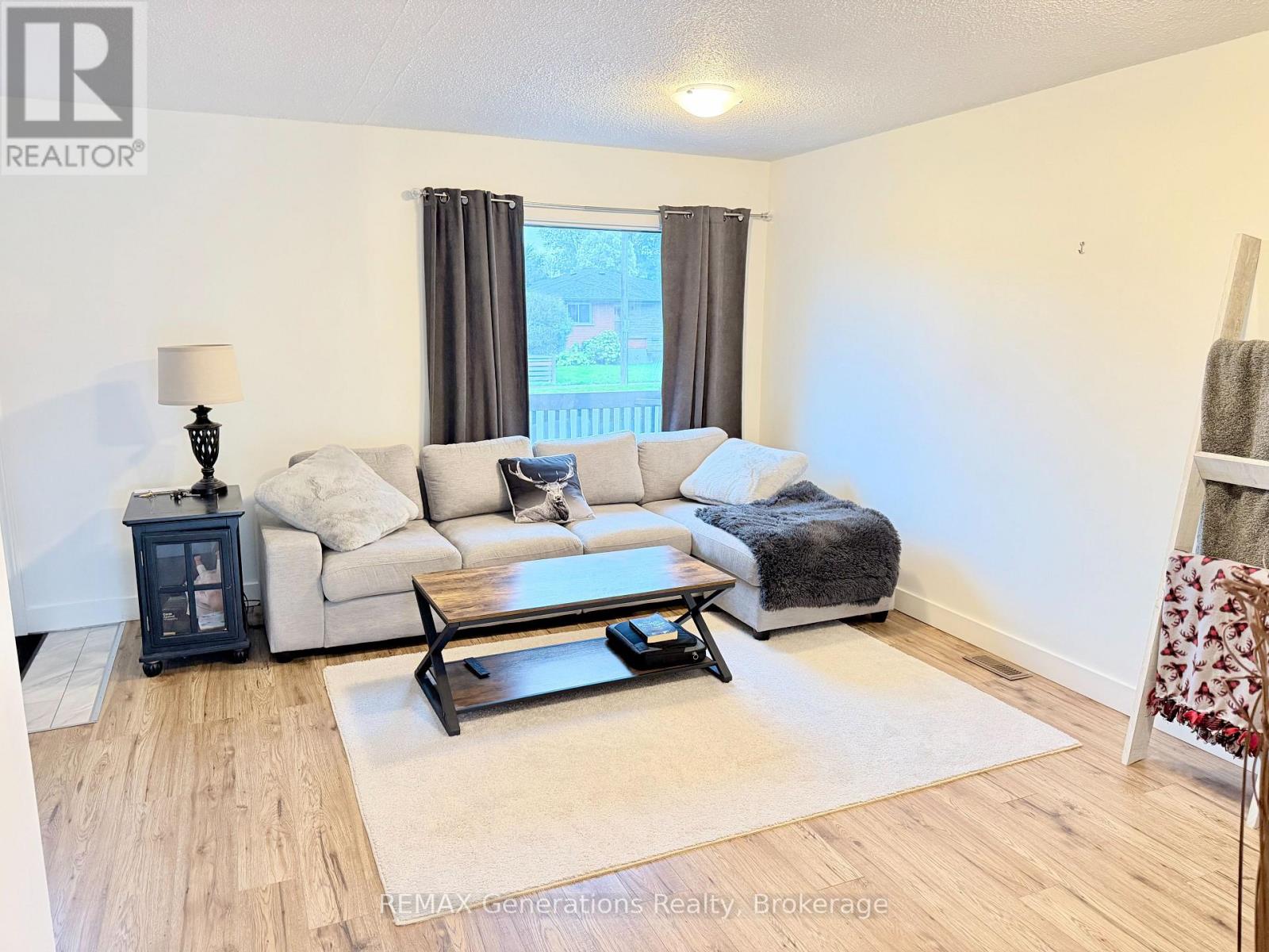 1413 Francis Street W, Thunder Bay, Ontario  P7E 4G5 - Photo 9 - X13796036