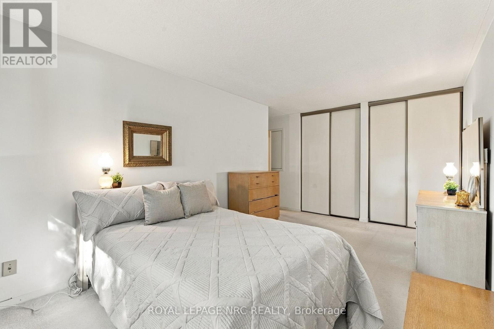 28 The Cedars Street, St. Catharines, Ontario  L2M 2M8 - Photo 19 - X13823572