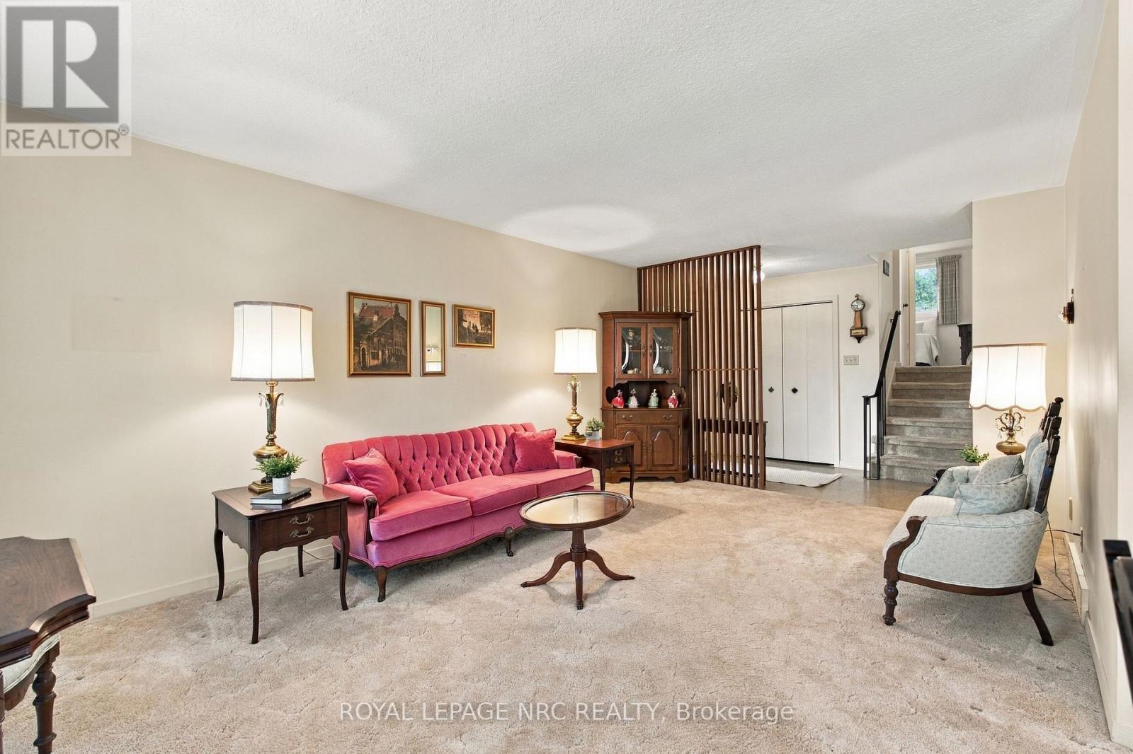28 The Cedars Street, St. Catharines, Ontario  L2M 2M8 - Photo 8 - X13823572