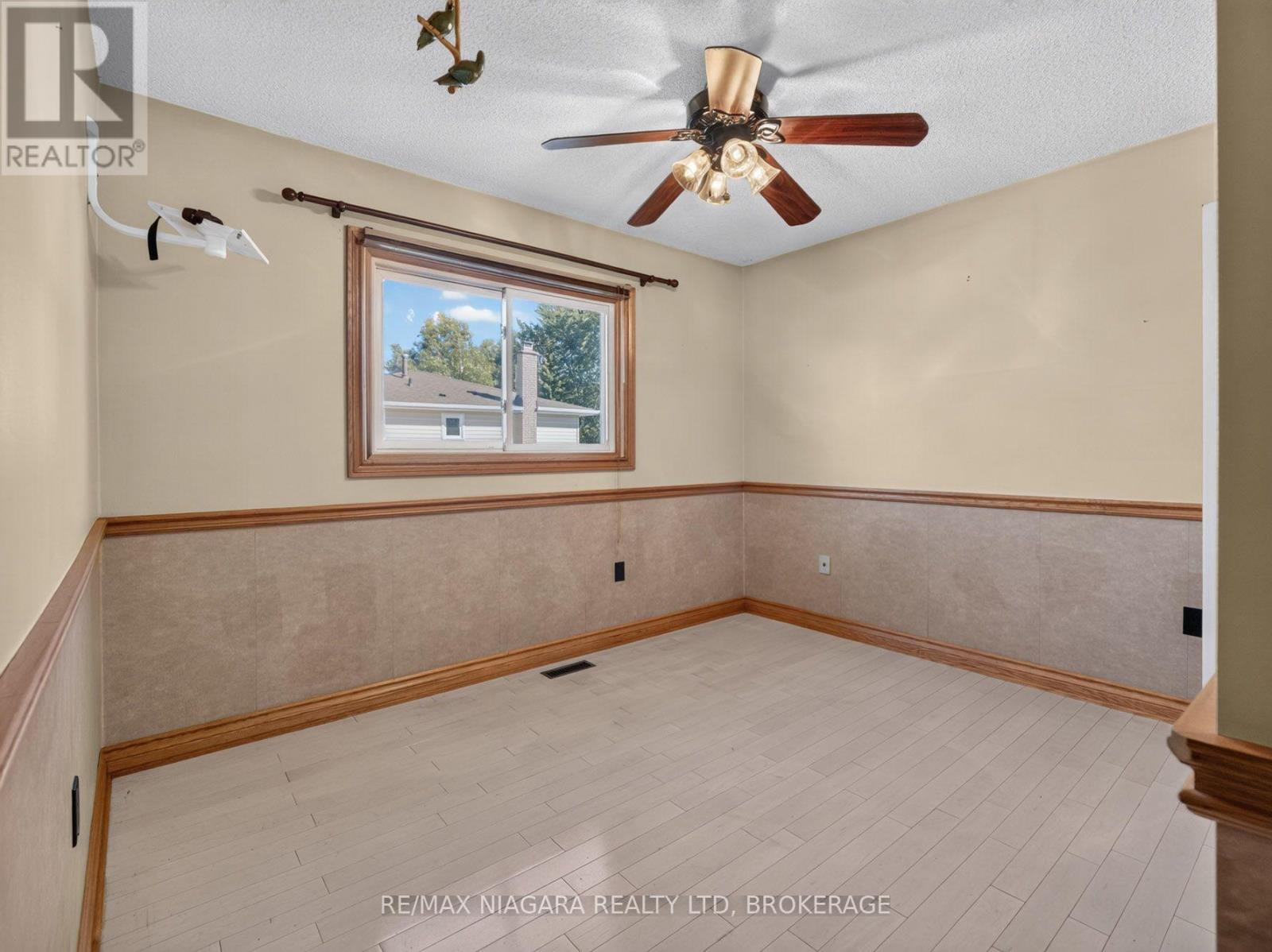 7905 Salisbury Place, Niagara Falls (West Wood), Ontario L2H 2W7 - Photo 12 - X13823586