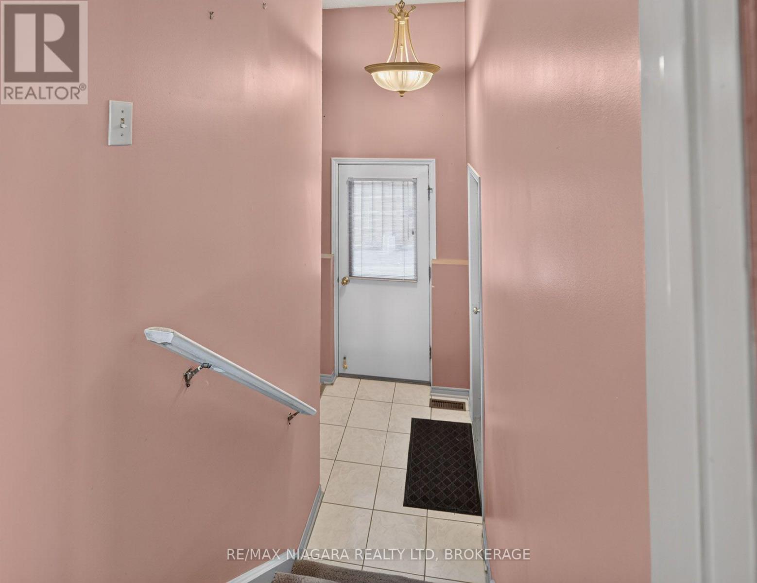 7905 Salisbury Place, Niagara Falls (West Wood), Ontario L2H 2W7 - Photo 13 - X13823586